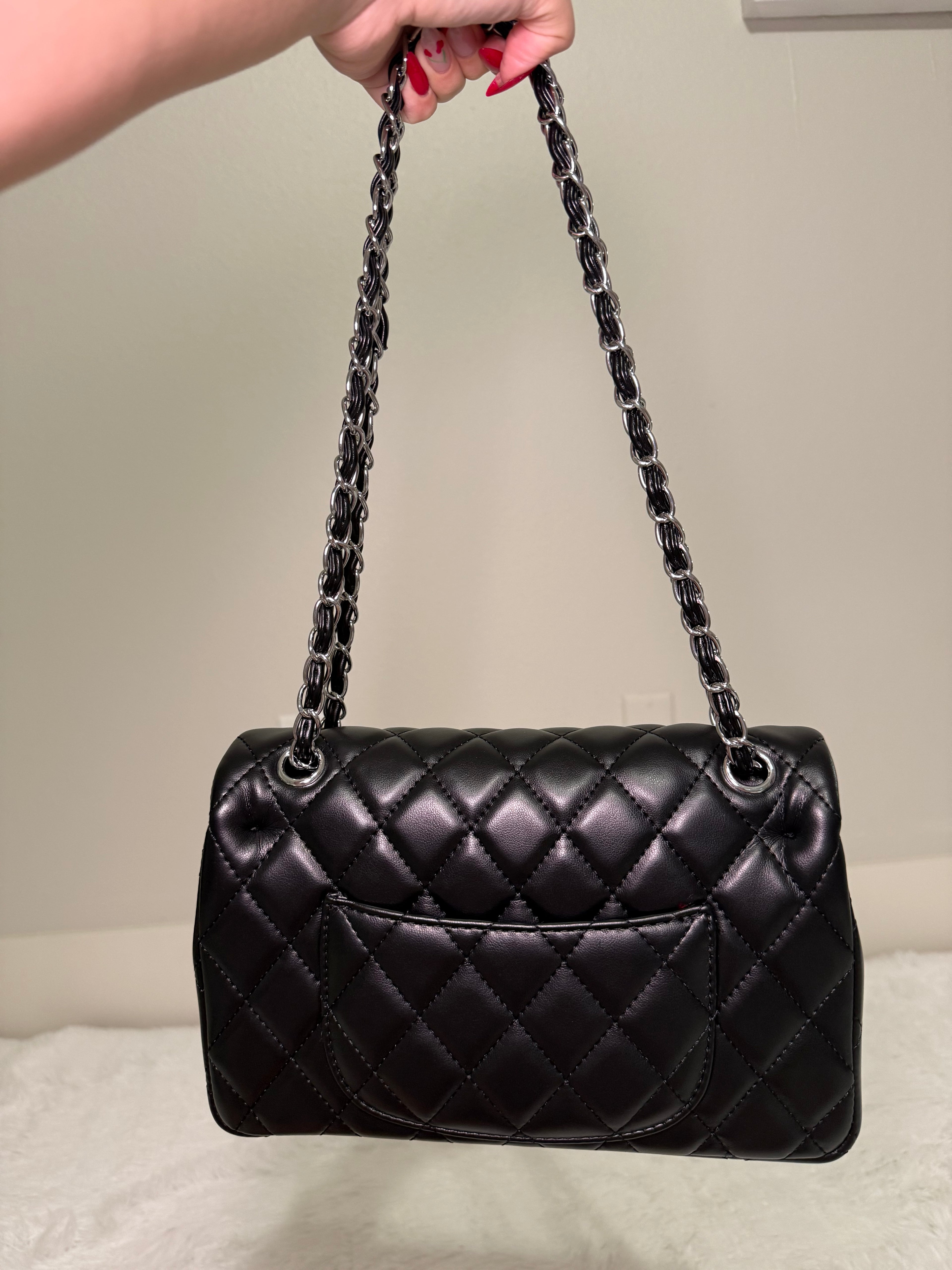 CC black shoulder purse