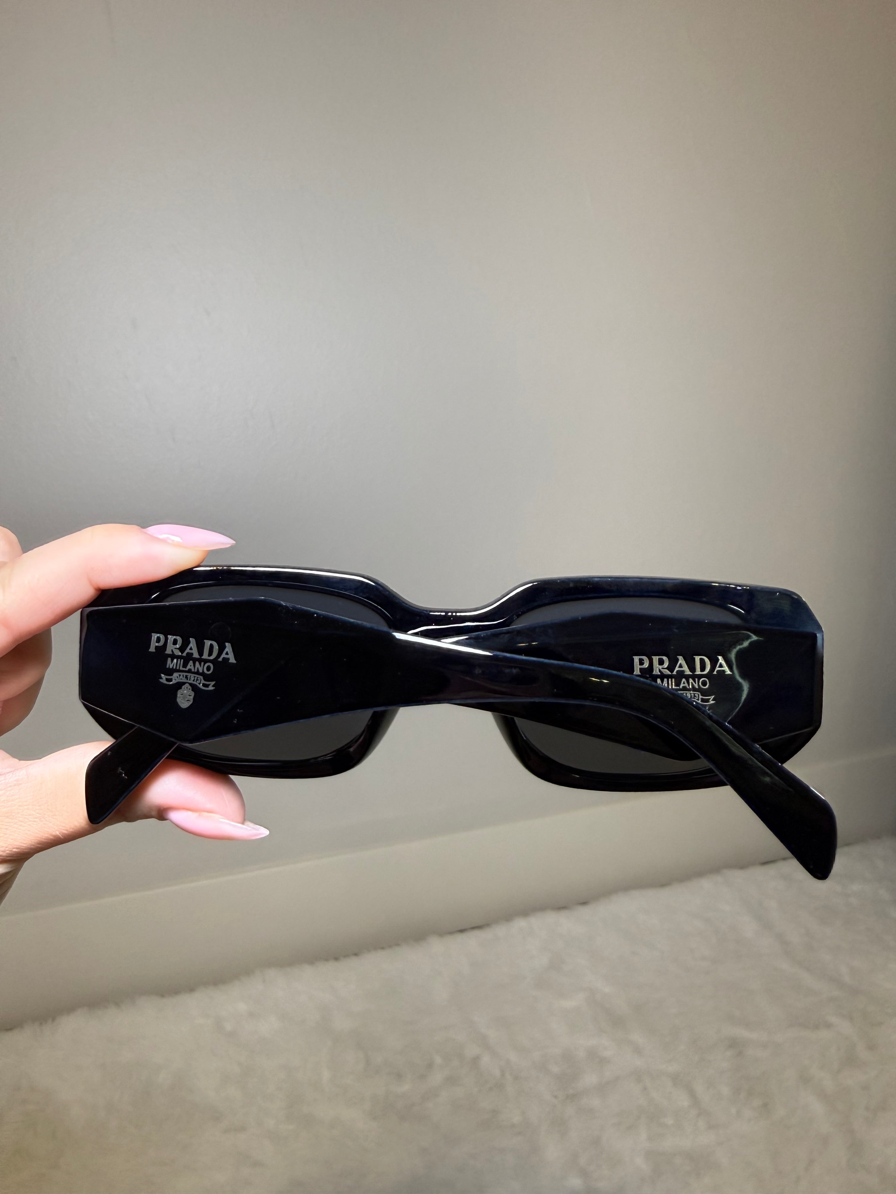 Noir Milano Frames