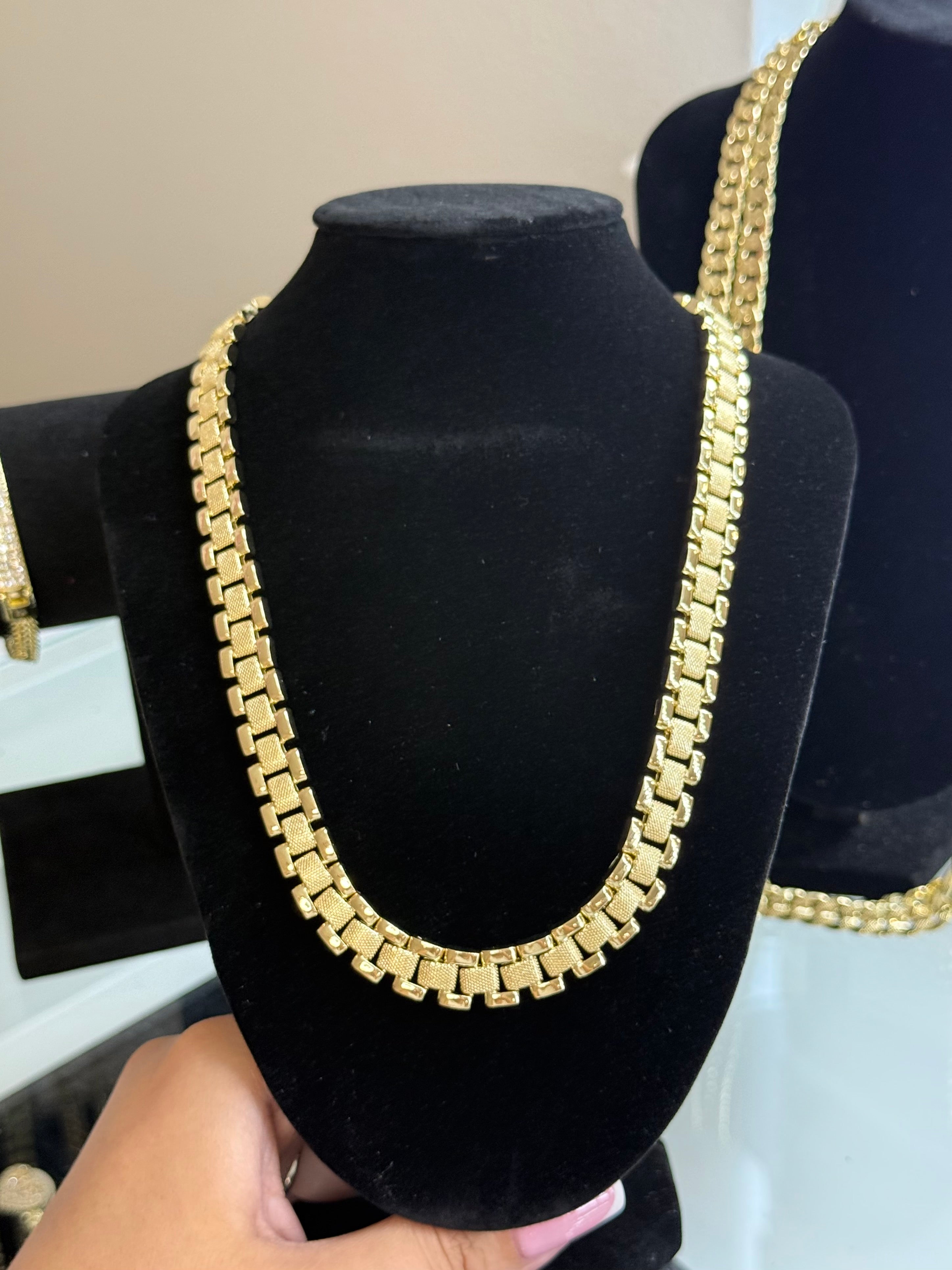 Empire Gold Chain