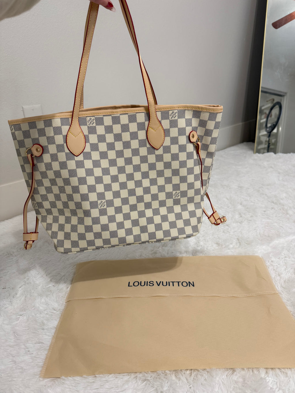 Cream tote
