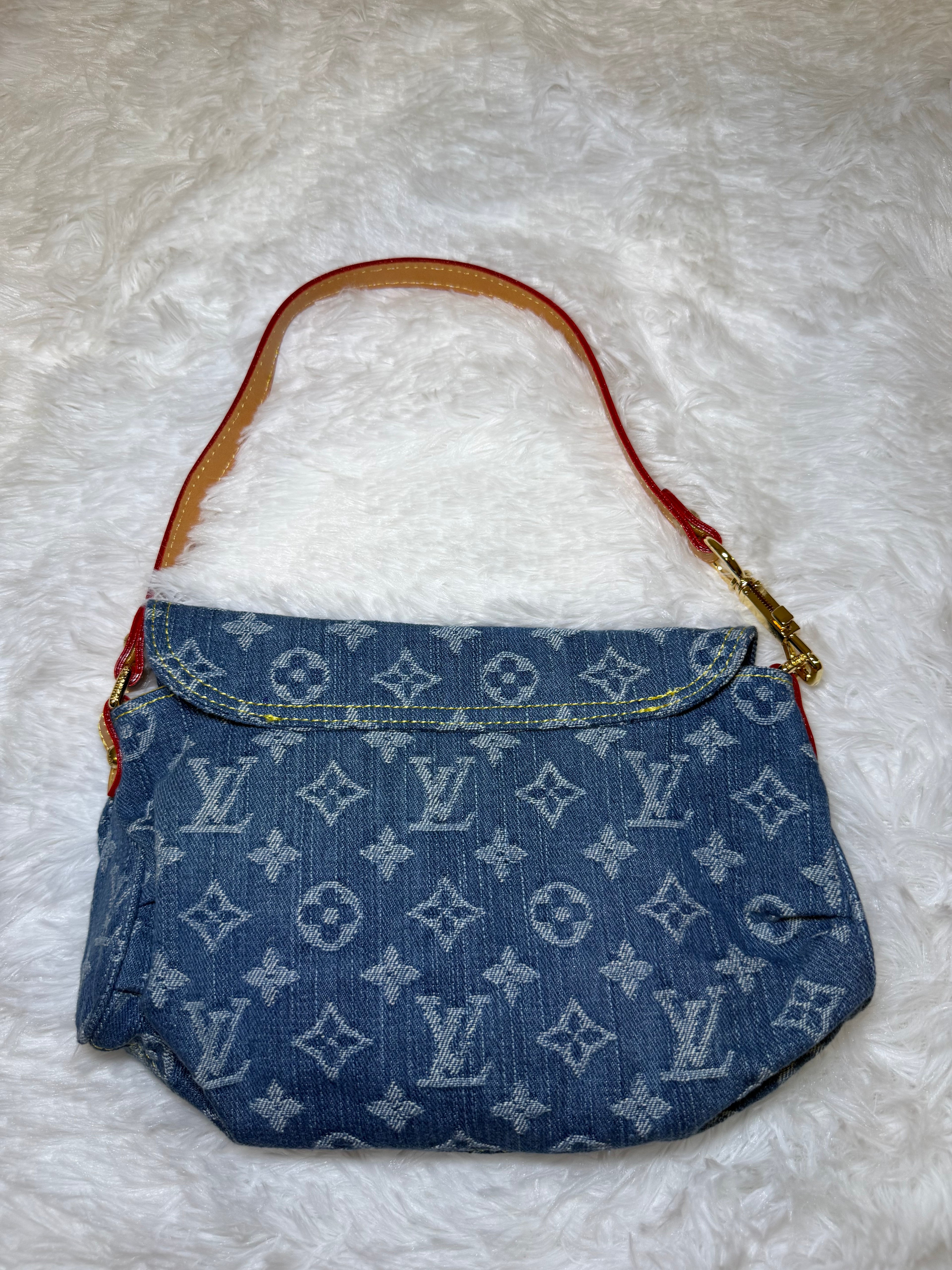 Blue denim shoulder bag