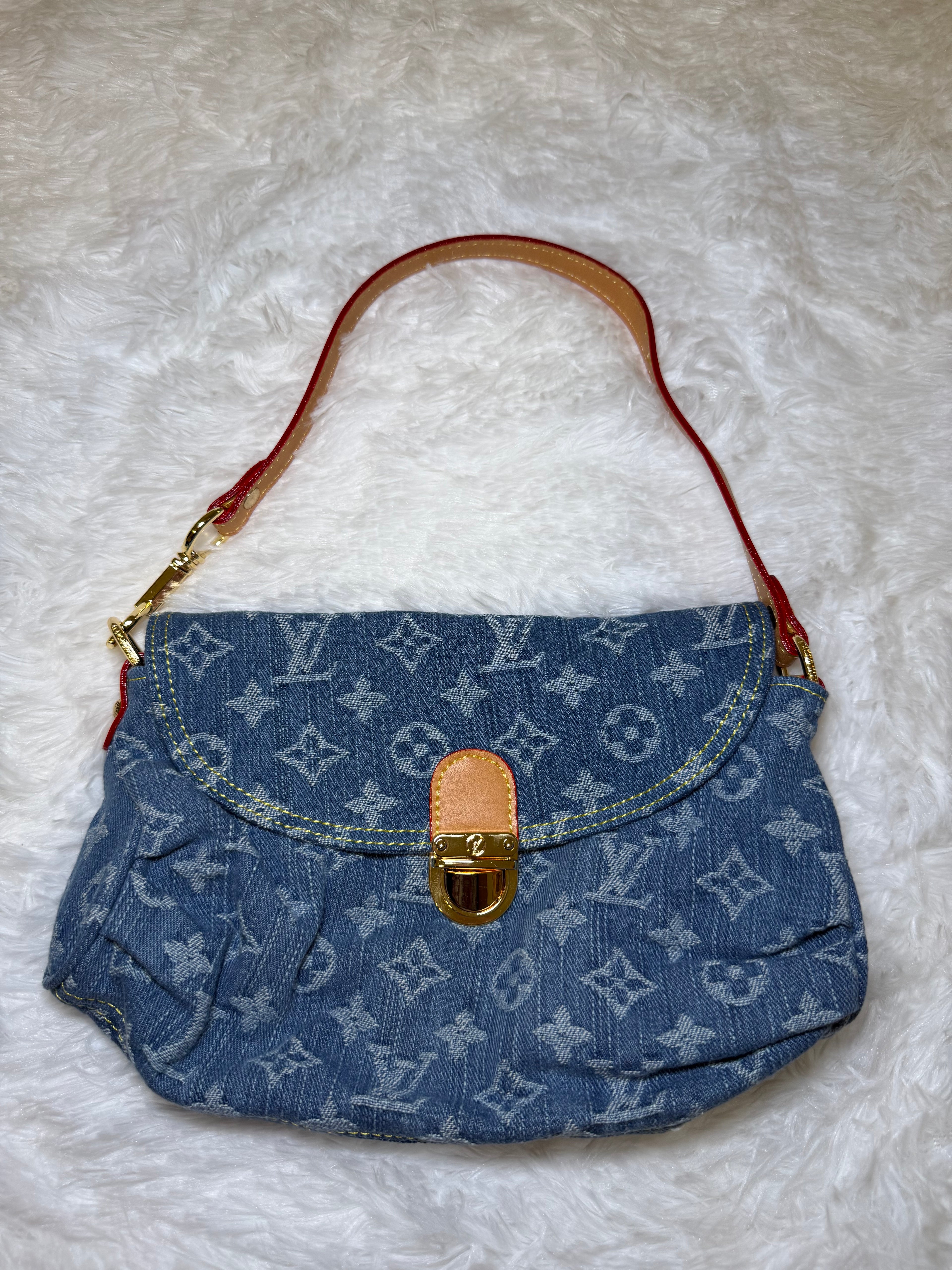Blue denim shoulder bag