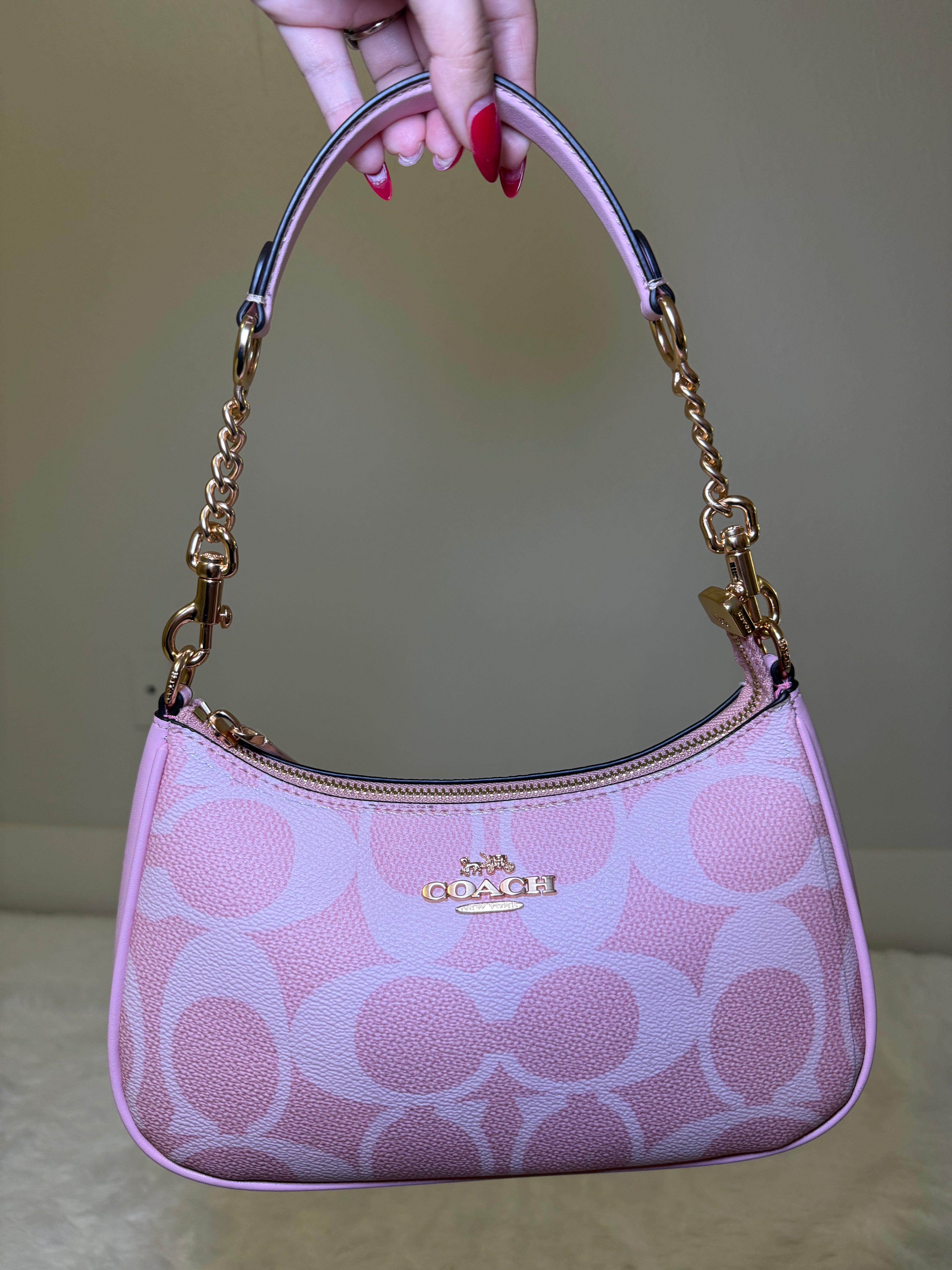 Pink c bag