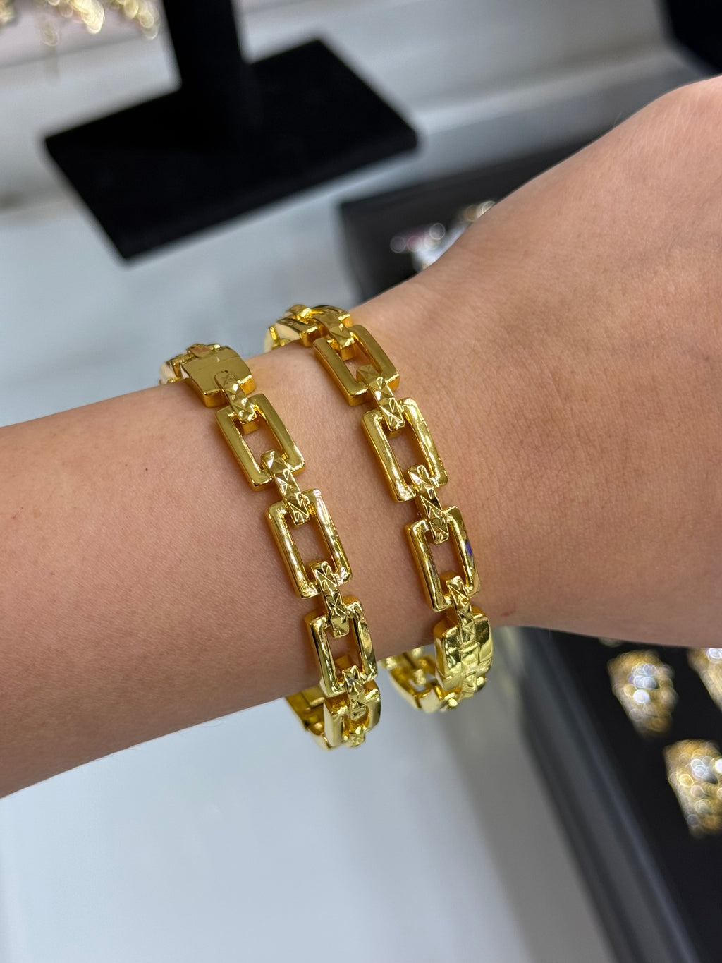 Golden Heritage Link Bracelet