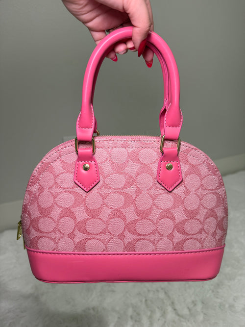 C pink handbag