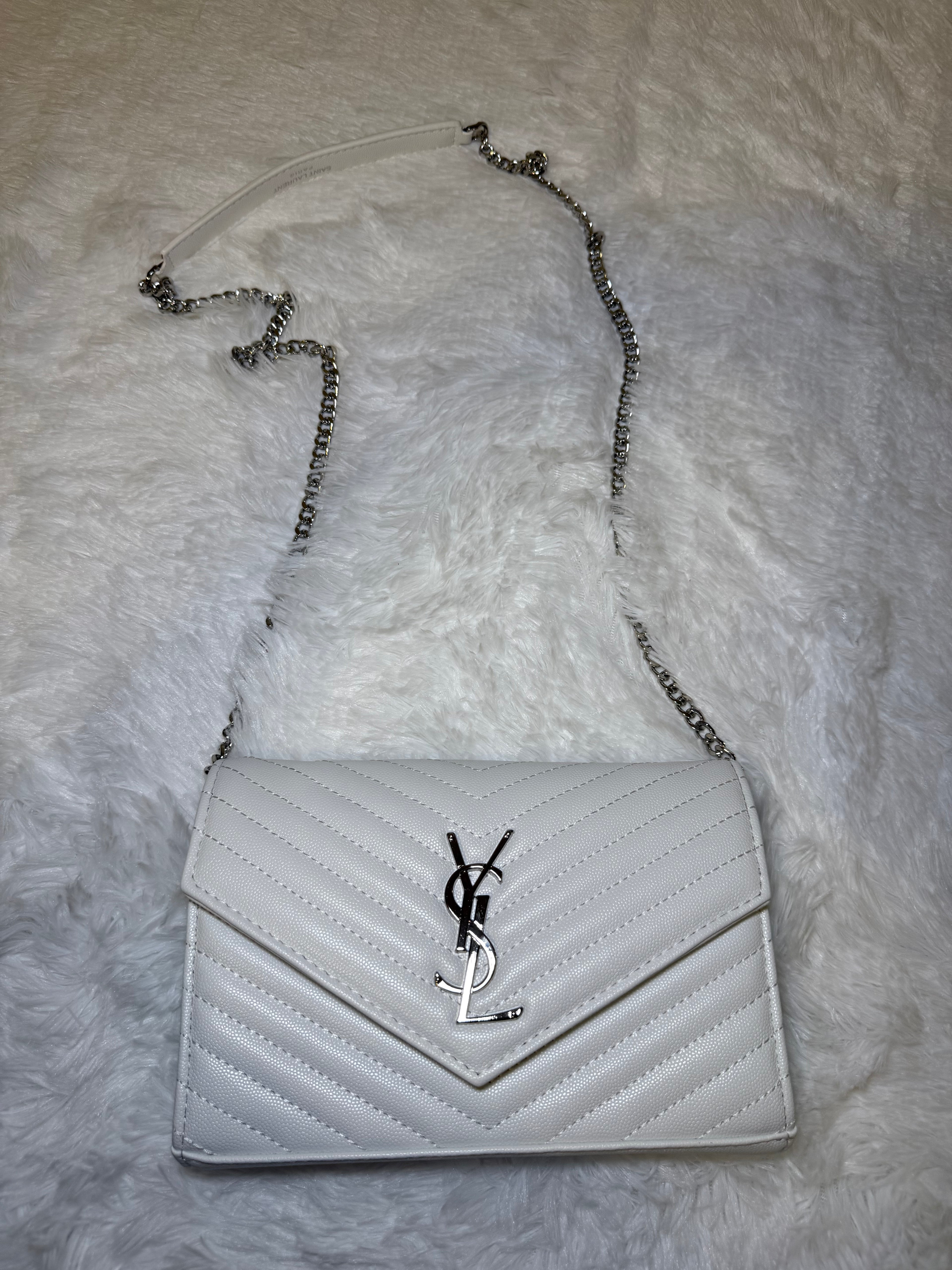 White Elegant V-Quilt Evening Bag