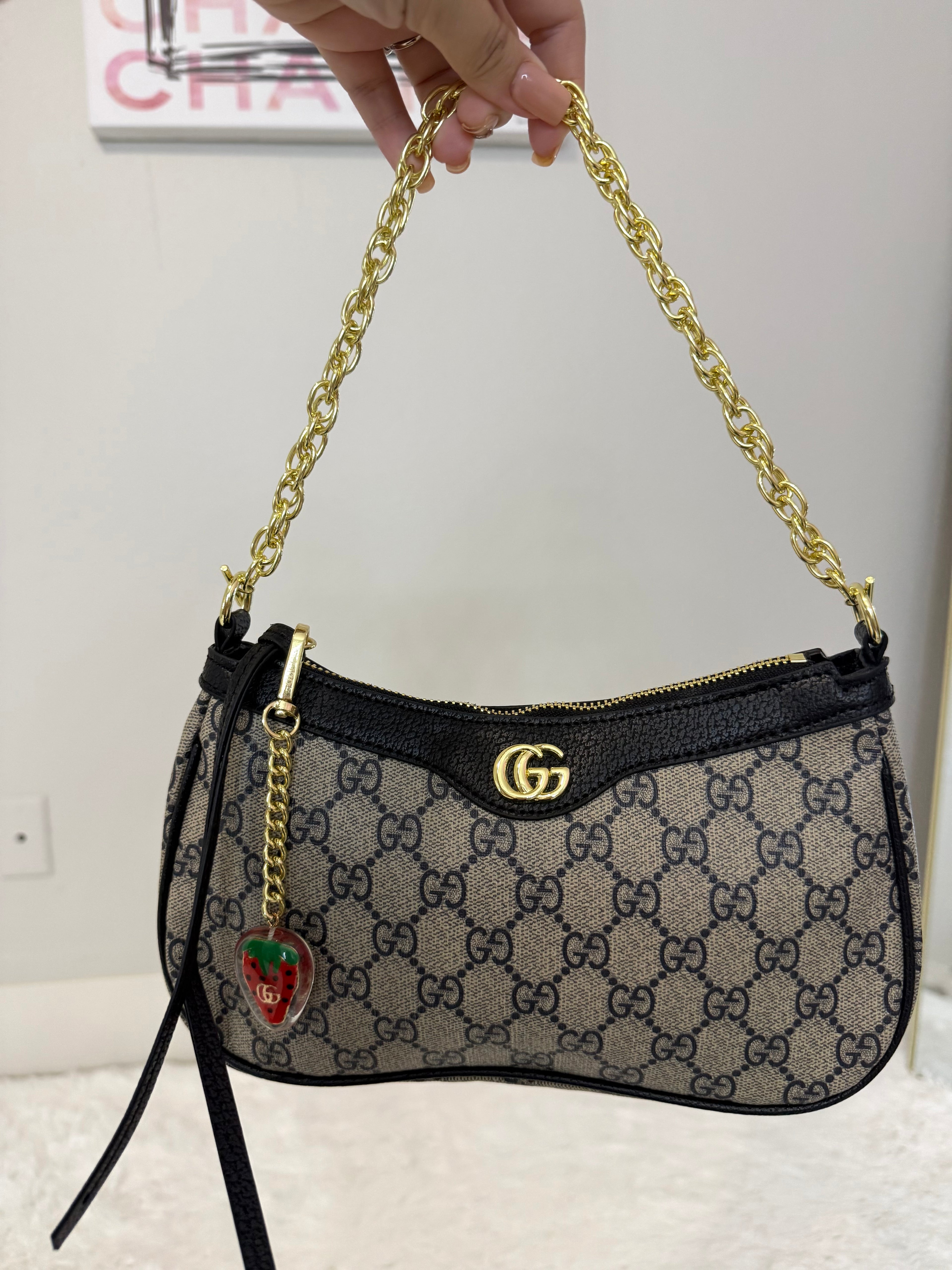 Black GG shoulder bag