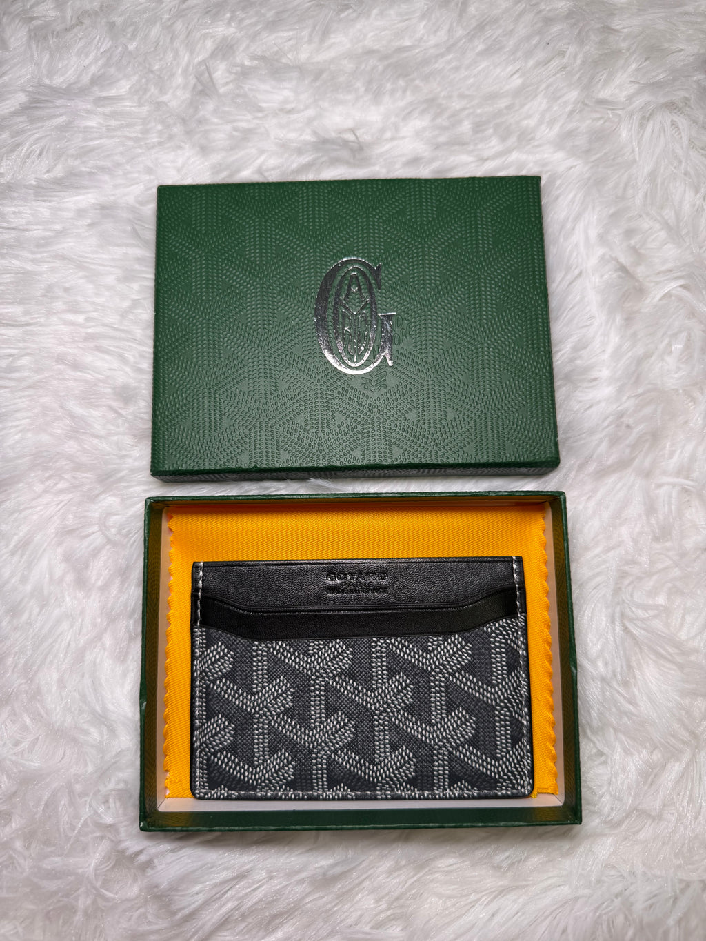 G card holder