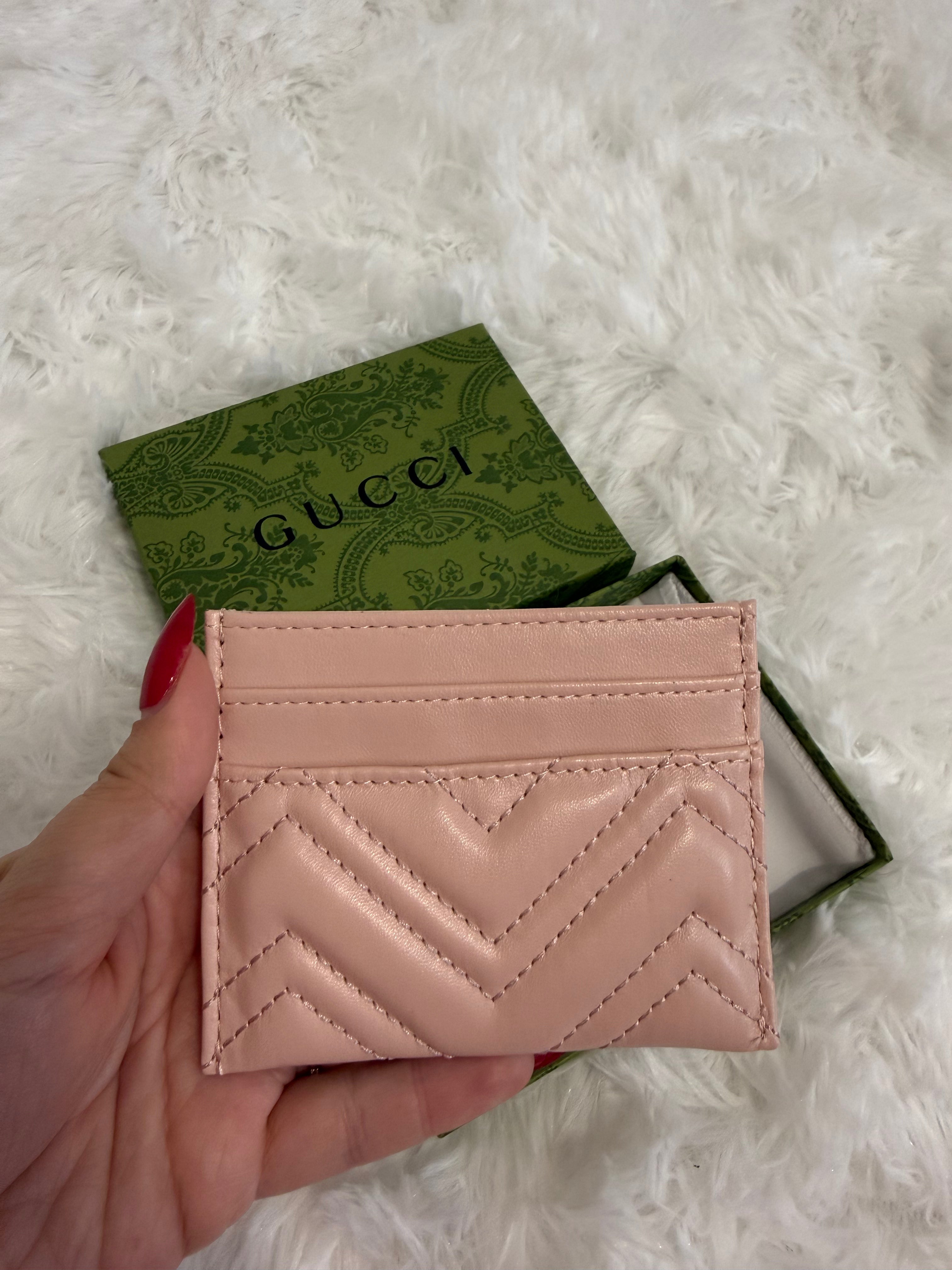 GG pink card holder