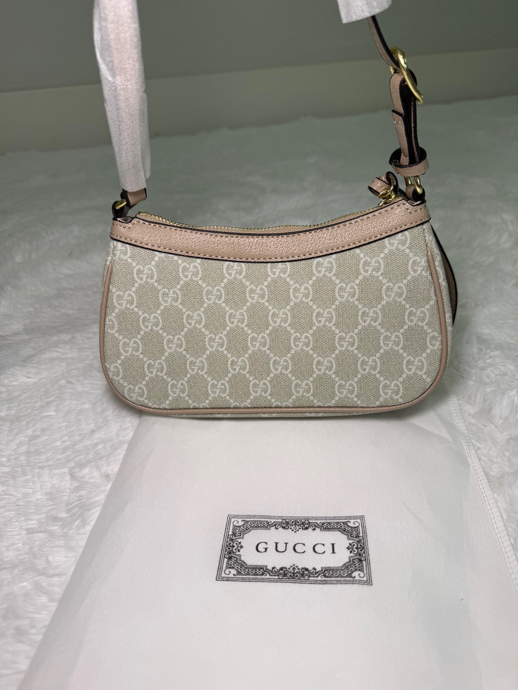 GG white and nude purse